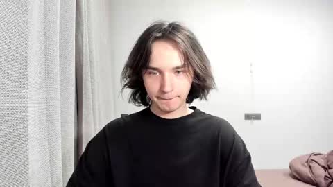 Tyler  johnson online show from February 27, 2:10 am
