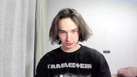 Tyler  johnson online show from March 3, 4:25 am