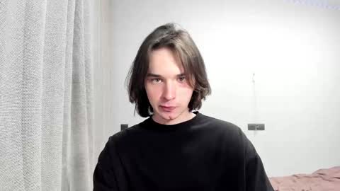 Tyler  johnson online show from March 8, 12:33 am