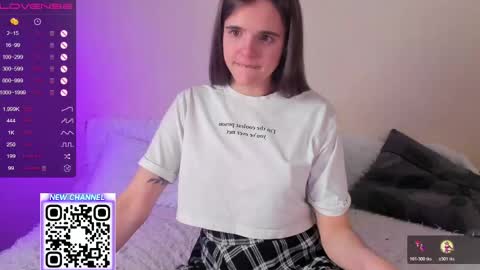 Ema online show from April 16, 7:58 pm