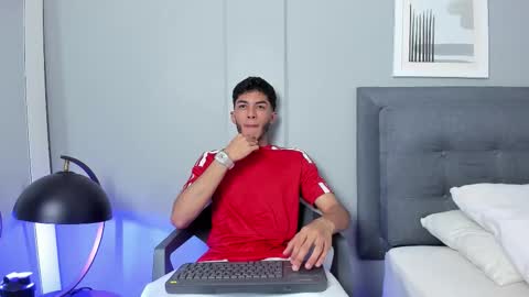 Tyler Fox online show from February 27, 9:37 pm