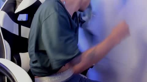 Snapshot of tyler_garcia_ chatting on February 25, 10:15 am Tyler Garcia online show from February 25, 10:15 am