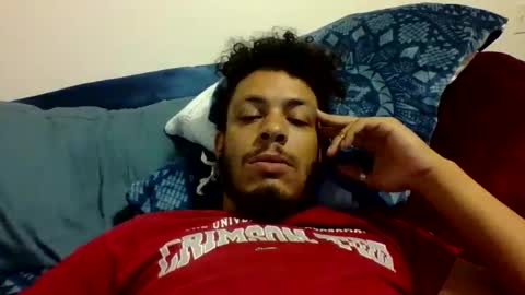 Snapshot of tylerburns318 chatting on May 4, 8:54 am tylerburns318 online show from May 4, 8:54 am
