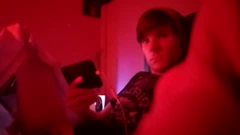 Snapshot of tylerlee199169 chatting on October 26, 8:42 am Tyler online show from October 26, 8:42 am