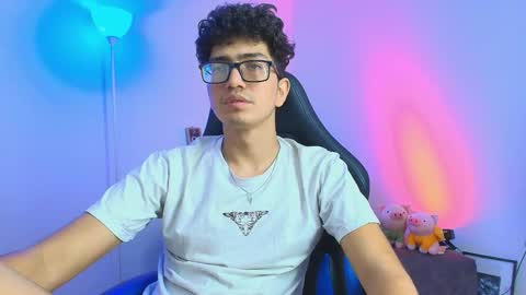   online show from January 7, 3:53 am