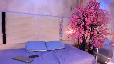    online show from March 14, 11:59 am