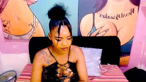 Tyra online show from December 3, 6:39 pm