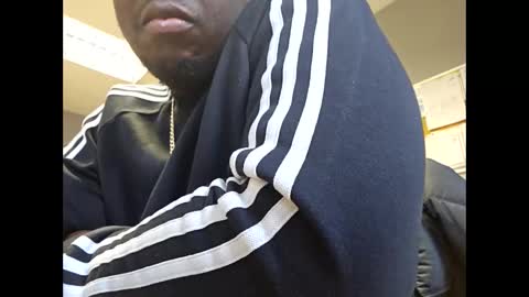 Snapshot of tyroneall chatting on November 28, 2:31 pm tyroneall online show from November 28, 2:31 pm