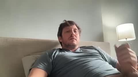 Snapshot of u28005 chatting on January 2, 4:56 pm u28005 online show from January 2, 4:56 pm