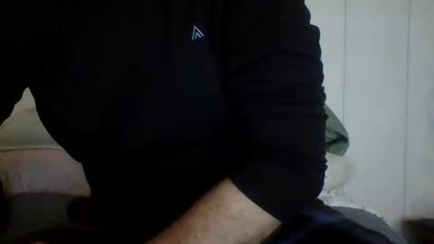 Snapshot of u_caught_us chatting on February 6, 1:38 am u_caught_us online show from February 6, 1:38 am