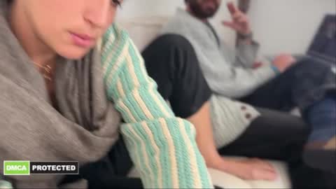 Snapshot of uasabi91 chatting on April 14, 12:00 pm beard123 online show from April 14, 12:00 pm