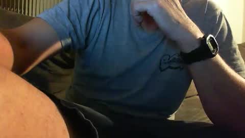 Snapshot of ucanwatchmeaus chatting on January 18, 5:06 pm UcanwatchmeAUS online show from January 18, 5:06 pm