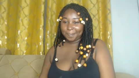 Snapshot of uche_ chatting on May 14, 10:16 pm Uche online show from May 14, 10:16 pm