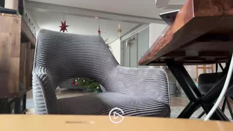 ueberdruck01 online show from December 15, 10:52 am