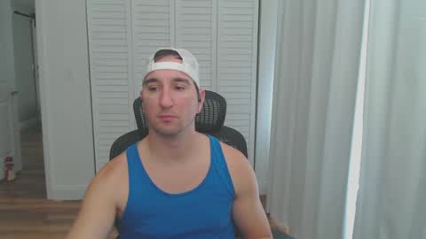 uglyduck3532 online show from February 28, 7:14 pm