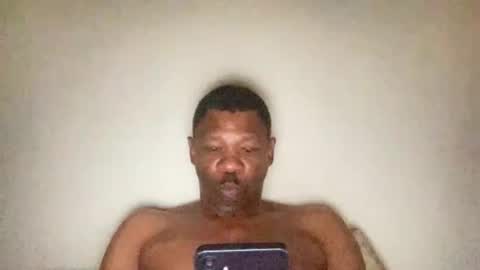 Snapshot of uglydudefucks chatting on December 20, 3:25 am letscam2cam bbc cockring big cock online show from December 20, 3:25 am