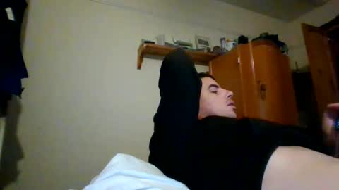 uglyyounlad online show from September 30, 1:21 am