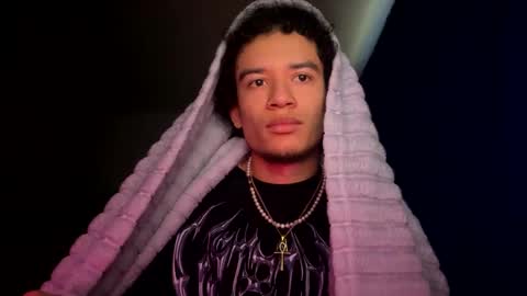 Snapshot of uhdummy chatting on January 24, 8:11 pm snap mixedaddyx ig drexdummy online show from January 24, 8:11 pm