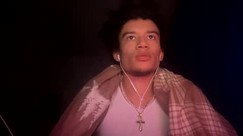 Snapshot of uhdummy chatting on January 29, 2:53 pm snap mixedaddyx ig drexdummy online show from January 29, 2:53 pm