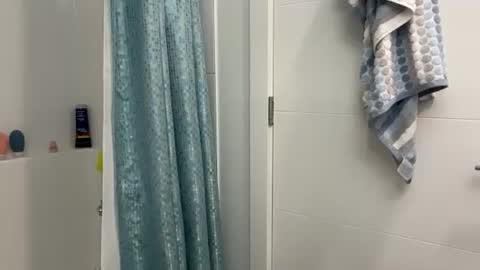 Snapshot of uhrichofjesse chatting on October 21, 4:08 pm franco freeplay online show from October 21, 4:08 pm