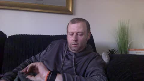 Snapshot of ukmatty3 chatting on January 24, 1:03 pm ukmatty3 online show from January 24, 1:03 pm