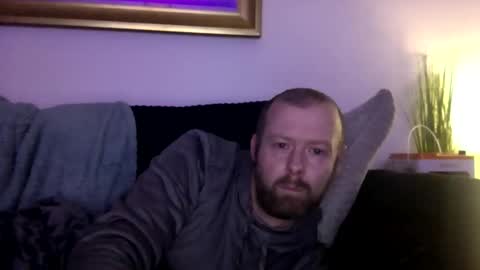 Snapshot of ukmatty3 chatting on October 28, 6:21 pm ukmatty3 online show from October 28, 6:21 pm