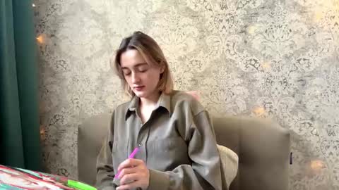 Snapshot of ulavisounnaraj chatting on November 14, 10:47 am Emily online show from November 14, 10:47 am