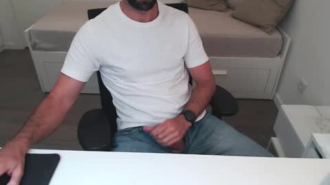 Snapshot of ulep chatting on October 10, 9:08 am Ulep online show from October 10, 9:08 am