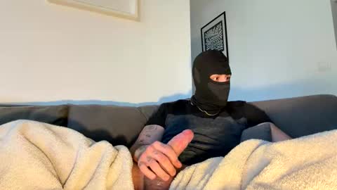 Snapshot of ulisesroca chatting on February 22, 12:58 pm ulisesroca online show from February 22, 12:58 pm