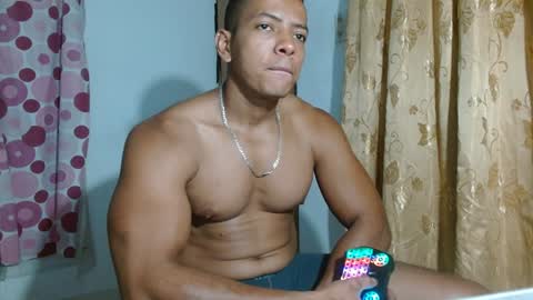 Felipe  model independent online show from December 19, 6:45 am