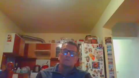 Snapshot of ulmeni4 chatting on April 17, 7:17 pm ulmeni4 online show from April 17, 7:17 pm