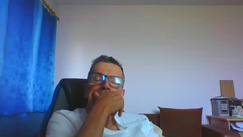ulmeni4 online show from June 19, 7:45 am