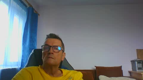 ulmeni4 online show from July 12, 1:24 pm