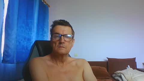 ulmeni4 online show from July 31, 11:20 am
