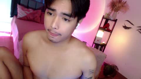 Snapshot of ultimatesexytrans chatting on September 12, 10:54 pm Alex online show from September 12, 10:54 pm