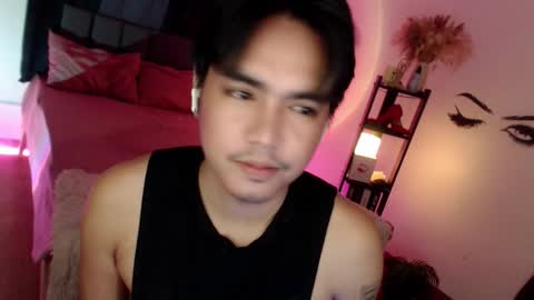 Snapshot of ultimatesexytrans chatting on September 17, 5:25 pm Alex online show from September 17, 5:25 pm