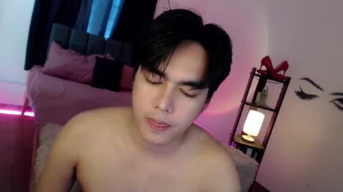 Snapshot of ultimatesexytrans chatting on October 8, 11:57 pm Alex online show from October 8, 11:57 pm