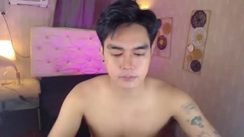 Snapshot of ultimatesexytrans chatting on November 12, 6:52 pm Alex online show from November 12, 6:52 pm