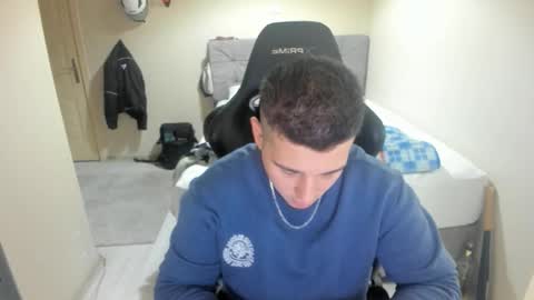 Snapshot of ulxer chatting on October 28, 9:28 pm hi im mike tyson - online show from October 28, 9:28 pm