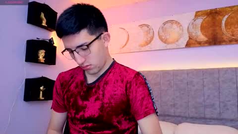 Snapshot of un_sluttyy chatting on November 9, 11:52 am un_sluttyy online show from November 9, 11:52 am