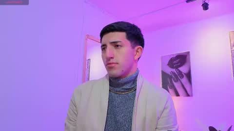 un_sluttyy online show from February 4, 11:16 am