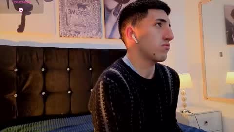 un_sluttyy online show from February 26, 10:58 am