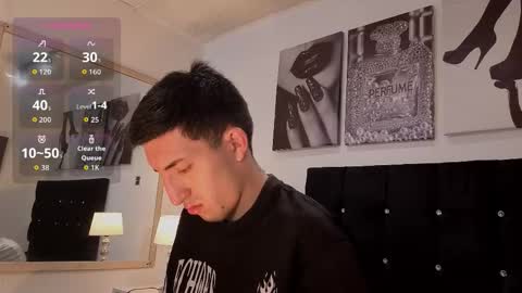 un_sluttyy online show from March 10, 11:15 am