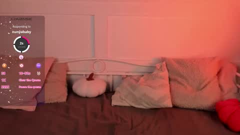 Snapshot of una_medisson chatting on October 12, 9:52 am Una online show from October 12, 9:52 am