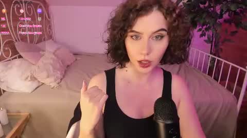 Snapshot of una_medisson chatting on July 8, 7:07 pm Una online show from July 8, 7:07 pm