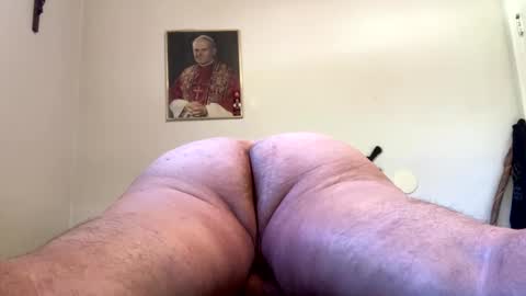 Hairy Sally online show from October 1, 2:12 pm