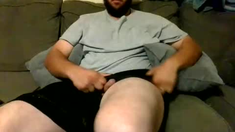 Snapshot of uncutbluecollarcock chatting on September 16, 10:27 am Uncut Rod online show from September 16, 10:27 am