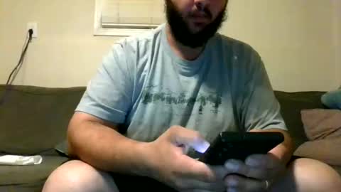 Snapshot of uncutbluecollarcock chatting on September 29, 10:20 am Uncut Rod online show from September 29, 10:20 am