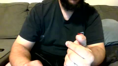 Snapshot of uncutbluecollarcock chatting on November 2, 11:01 am Uncut Rod online show from November 2, 11:01 am