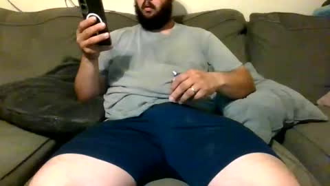 Snapshot of uncutbluecollarcock chatting on November 7, 10:48 am Uncut Rod online show from November 7, 10:48 am